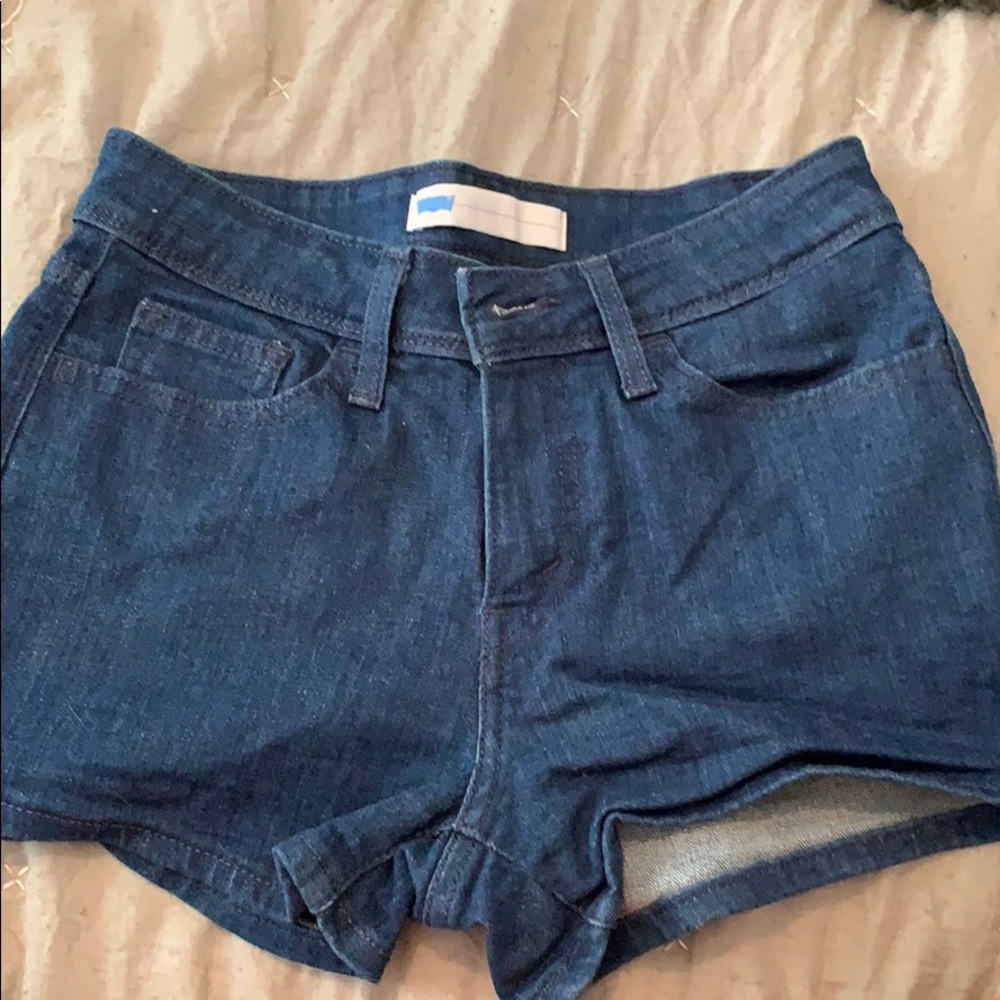 Levi Jean Shorts